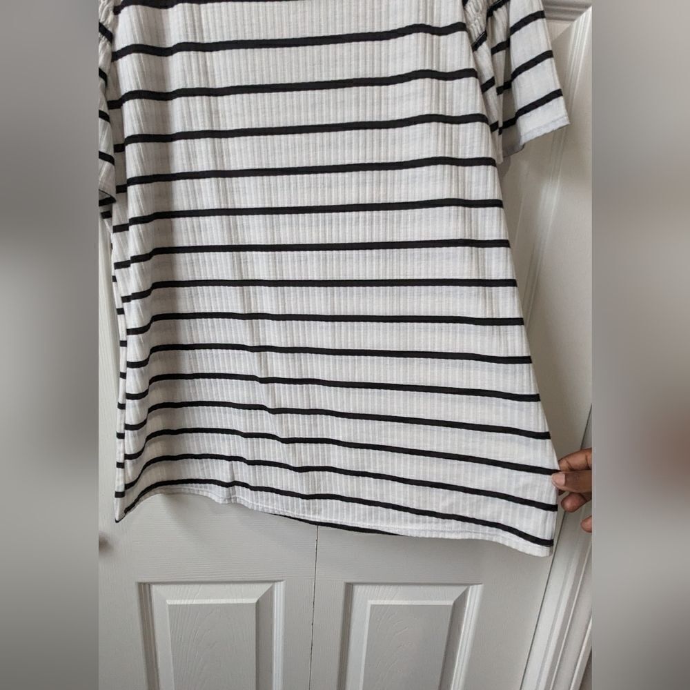 Lularoe women's top - Picture 6 of 8